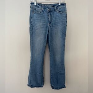 American Eagle Women’s 6 Extra Short Flared Jeans